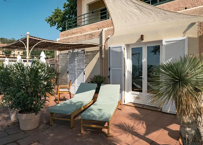 Surplage Cavaliere 3*