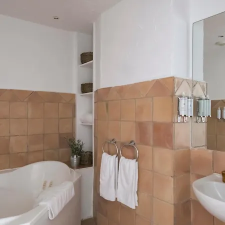 Surplage Cavaliere Hotel Le Lavandou