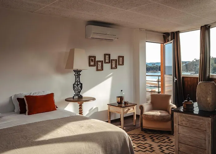 Surplage Cavaliere 3* Le Lavandou