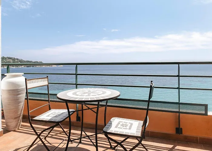 Hotell Surplage Cavaliere Le Lavandou