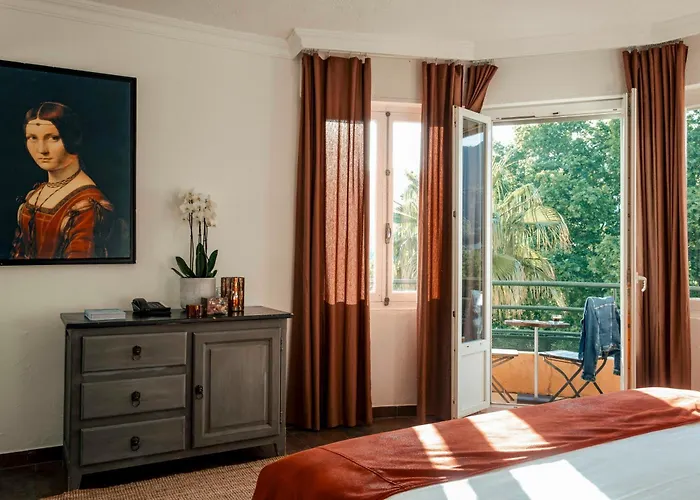 Surplage Cavaliere 3*